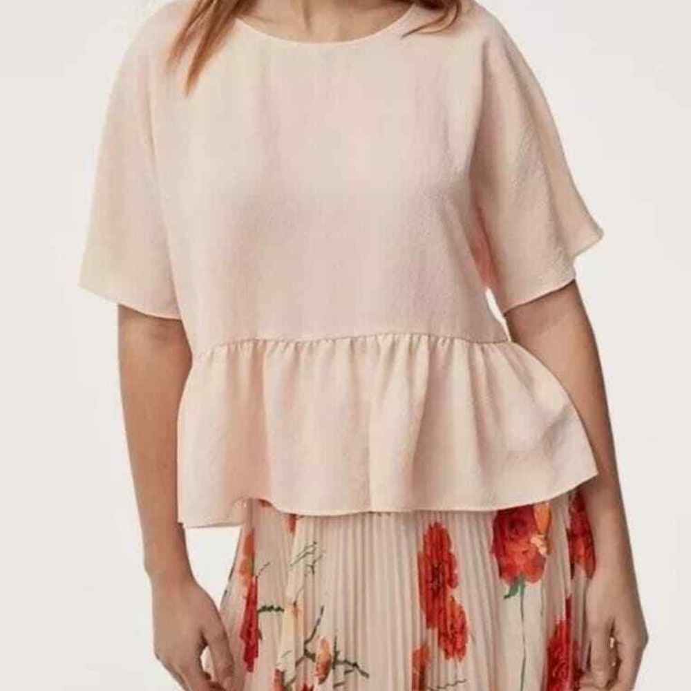Wifred Aritzia Macee Peplum Top